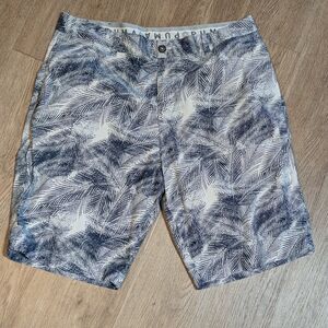 Men's Puma Palm Print Shorts Size 36